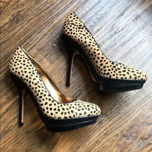 Charles David 7.5 leopard fur high heels